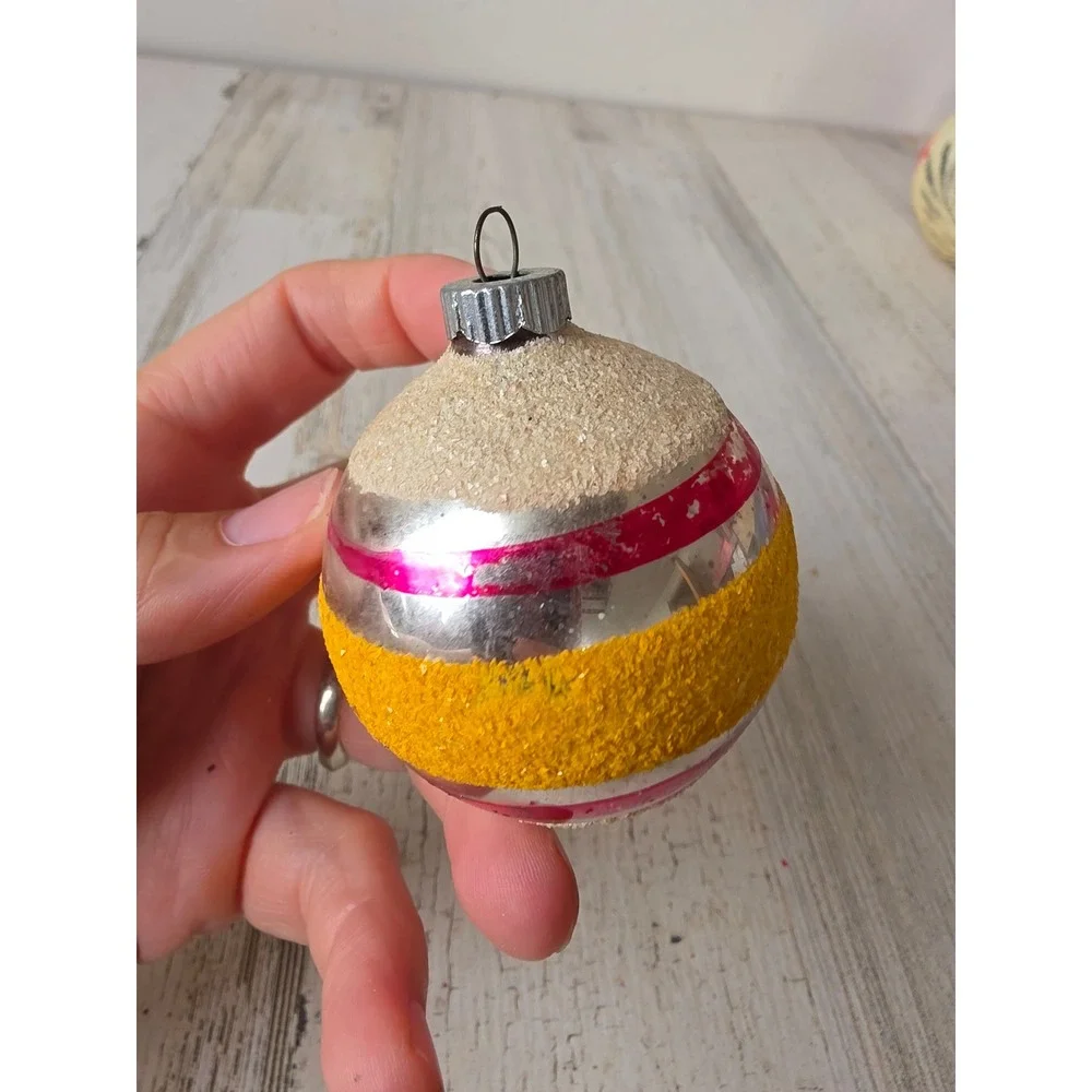 Vintage shiny Brite ornament Mica yellow striped Xmas tree red